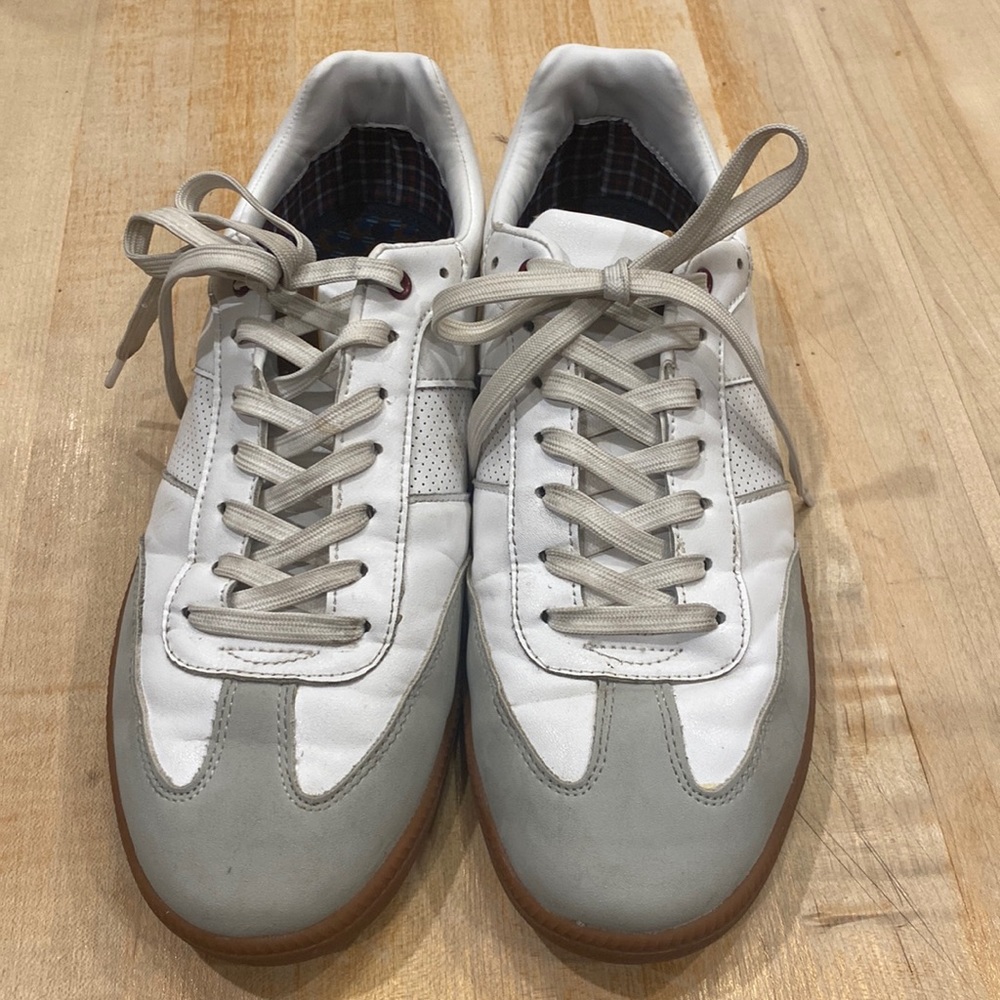 Men’s Ben Sherman sneakers size 11